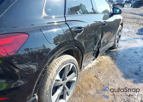 2024 Audi Q4 E-Tron Premium Plus 55 Quattro z USA, uszkodzony, nr VIN WA1LUBFZ8RP062702